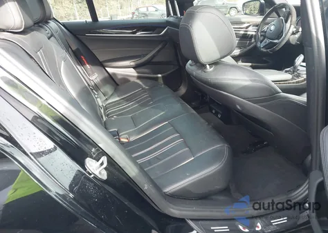 2018 BMW 530I xDrive z USA, uszkodzony, nr VIN WBAJA7C56JG908640